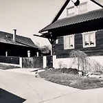 Drevenica Polomka - Nizke Tatry * Брезно